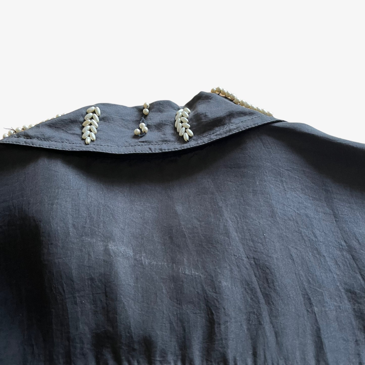 Vintage 80s Womens Alberto Fabiani Long Sleeve Grey Silk Shirt With Faux Pearl Detailing Mark - Casspios Dream