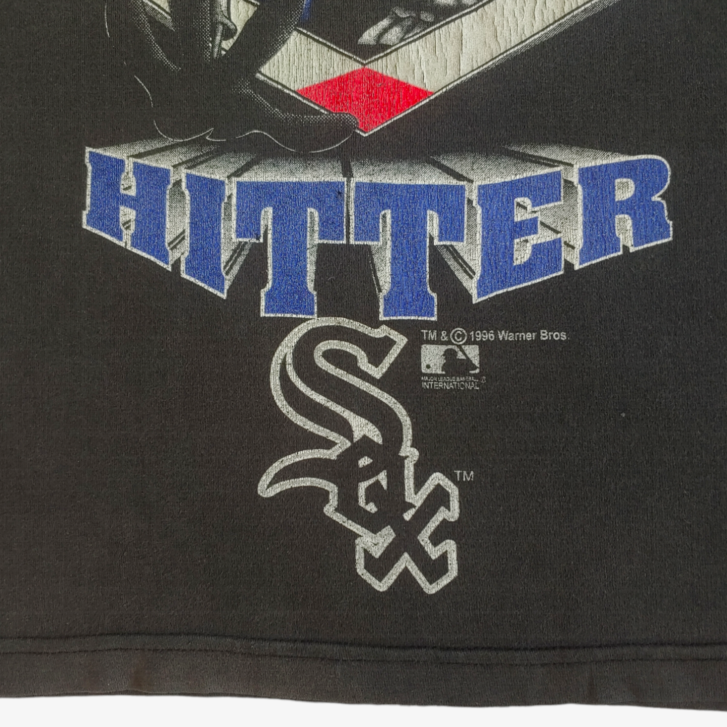 Vintage 90s Looney Tunes Daffy Duck & Taz 1996 MLB Chicago White Sox Top Logo - Casspios Dream