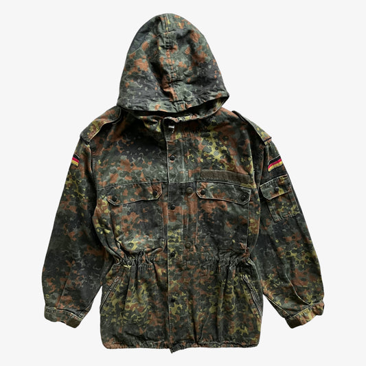 Vintage 90s Mens 1994 Camouflage Hooded Jacket With Embroidered German Flags - Casspios Dream