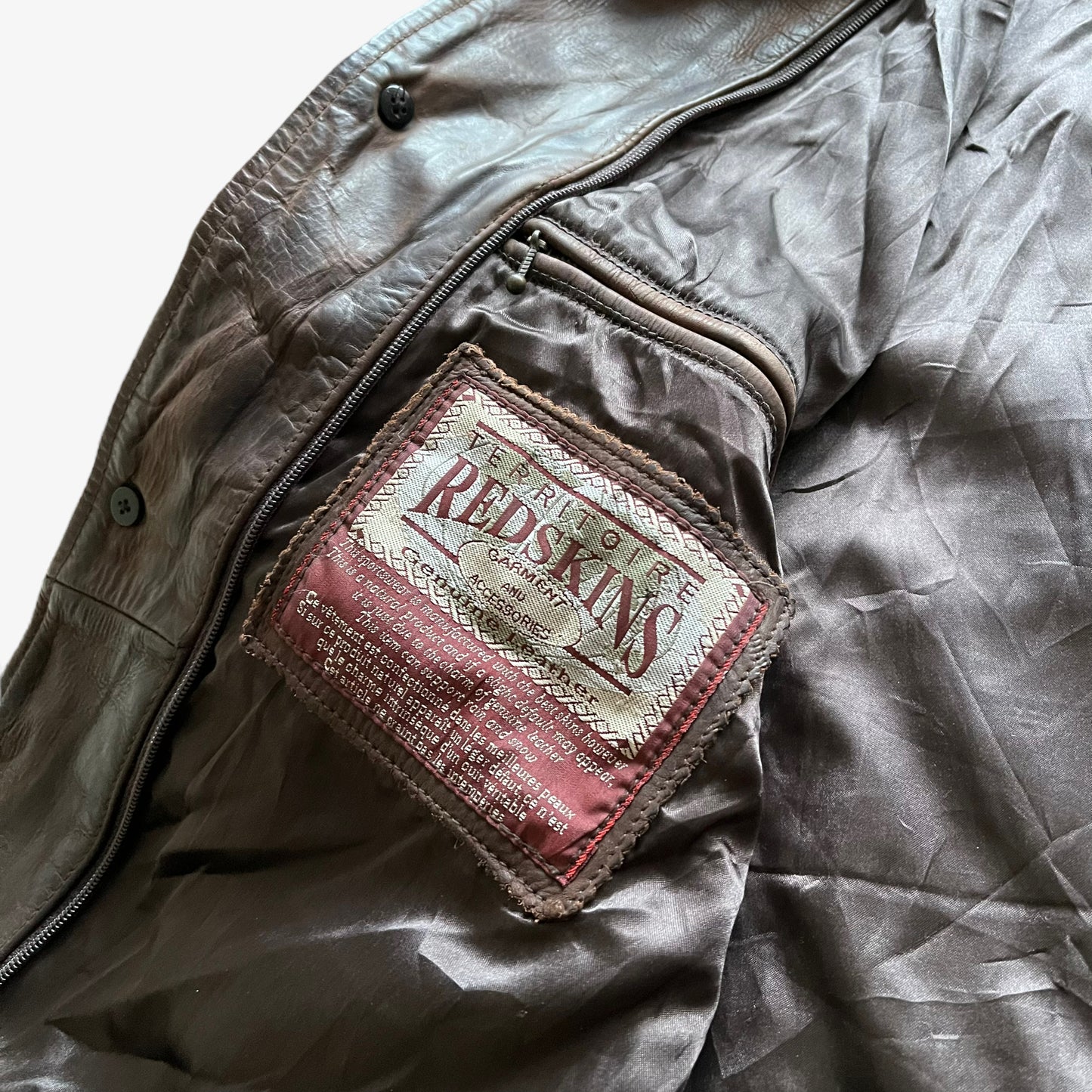 Vintage 90s Mens Redskins Territoire Brown Leather Pilot Jacket With Embroidered Spell Out Hem Inside Label - Casspios Dream