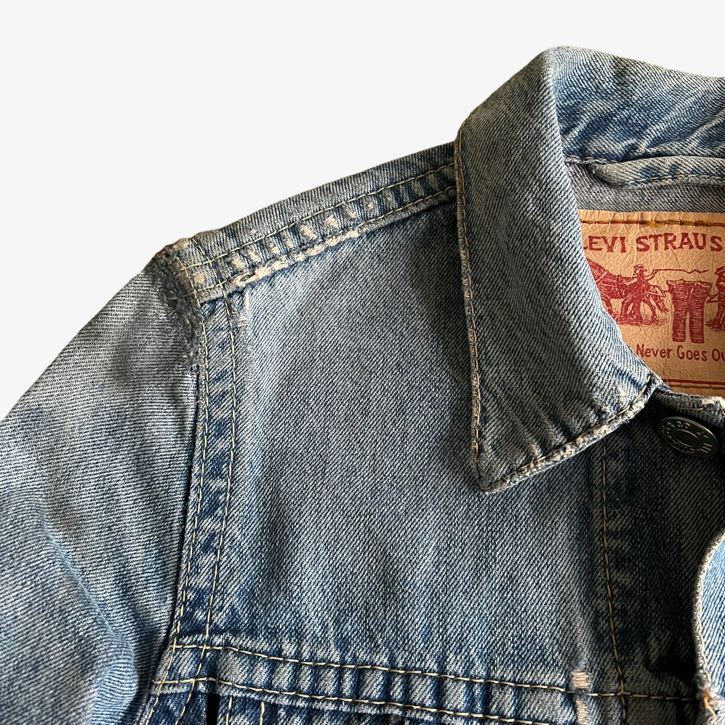 Vintage 90s Womens Levis Blue Denim Trucker Jacket Wear - Casspios Dream