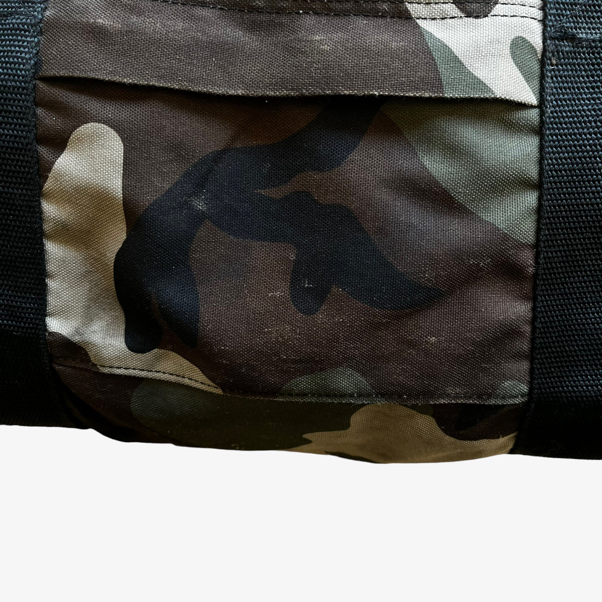 Vintage Y2K Eastpak Camouflage Duffle Bag Wear - Casspios Dream