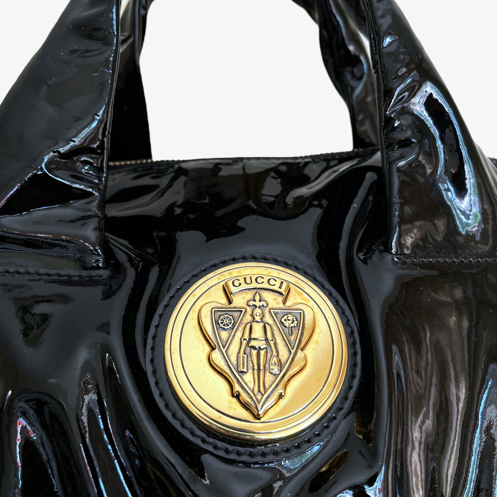 Vintage Y2K Gucci 197020 486628 Patent Black Leather Crystal Hysteria Handbag With Centre Knight Crest Logo - Casspios Dream