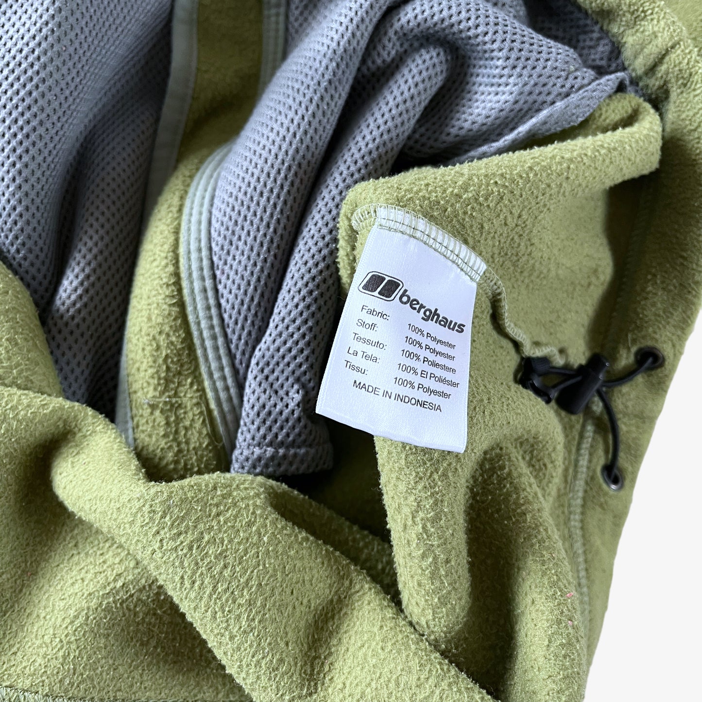 Vintage Y2K Mens Berghaus Lime Green Fleece Jacket Inside Label - Casspios Dream