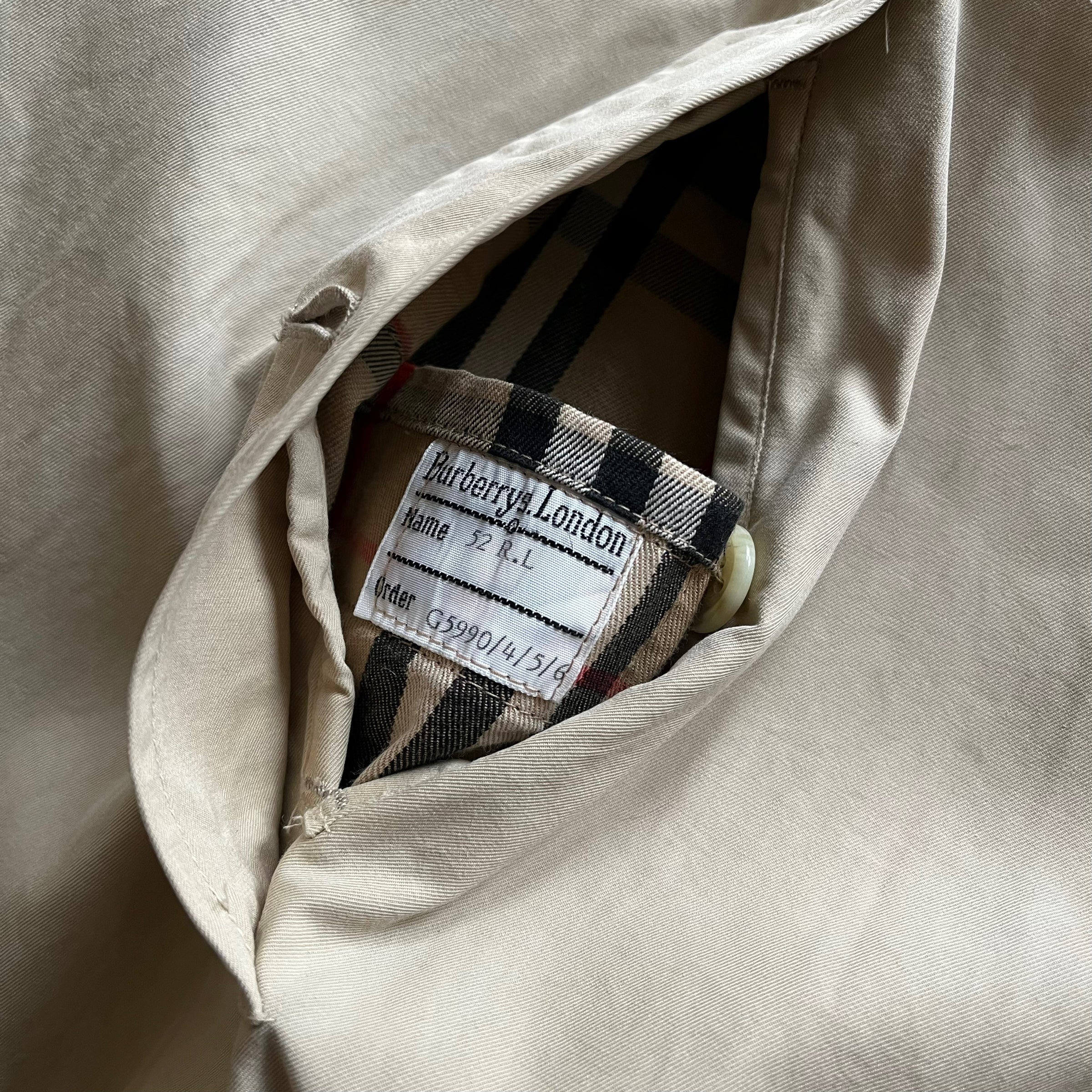 Burberry Trench Coat With Nova Check Lining