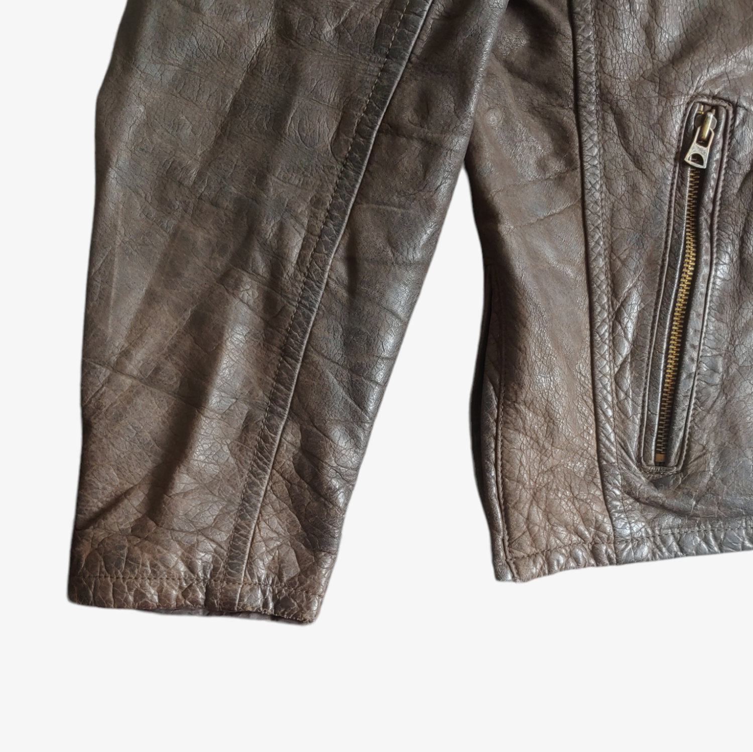 Vintage 90s Levi's Dark Brown Leather Driving Jacket Cuff - Casspios Dream